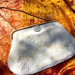 VINTAGE ED B. ROBINSON FRENCH BEADED BAG